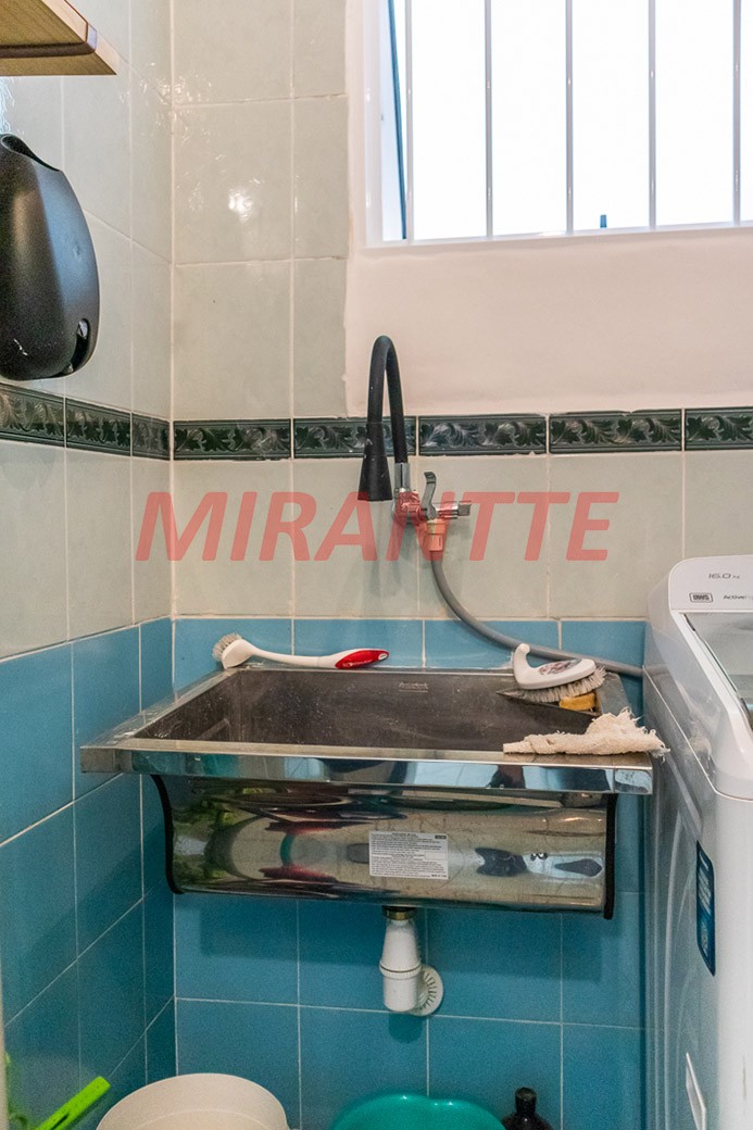 Cond. fechado de 780m² com 4 quartos em Jardim Ibiratiba
