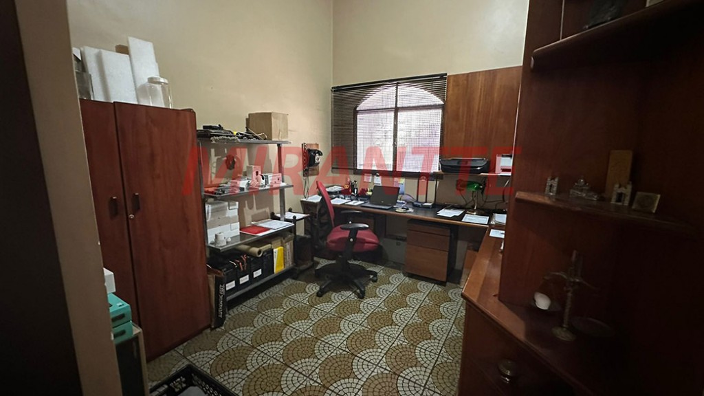 Casa terrea de 375m² com 3 quartos em Jardim Bibi
