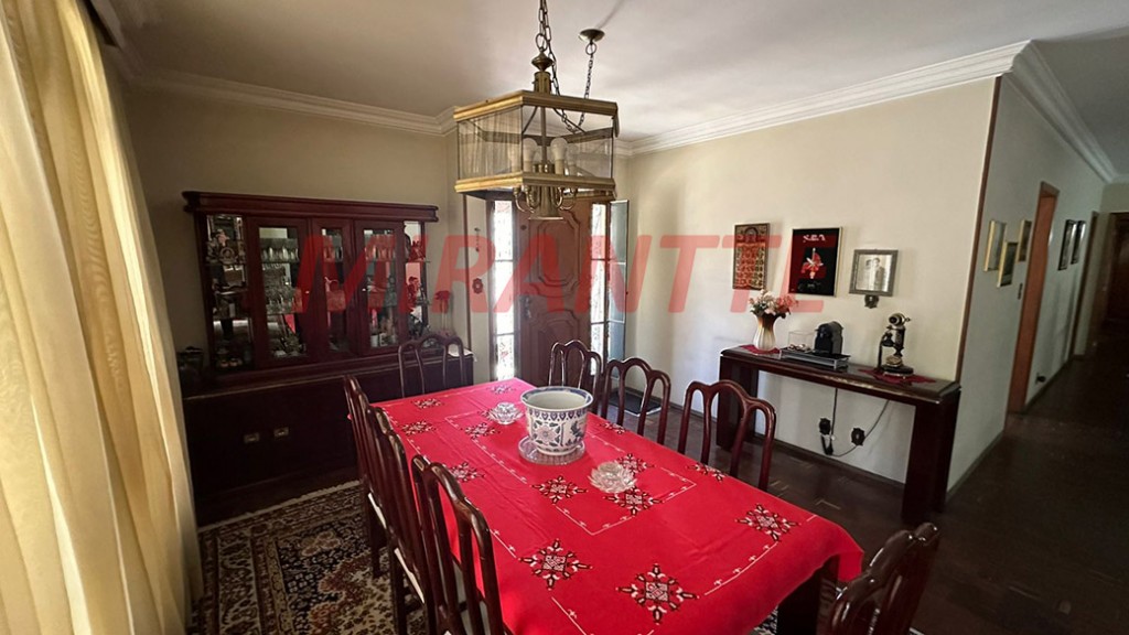 Casa terrea de 375m² com 3 quartos em Jardim Bibi