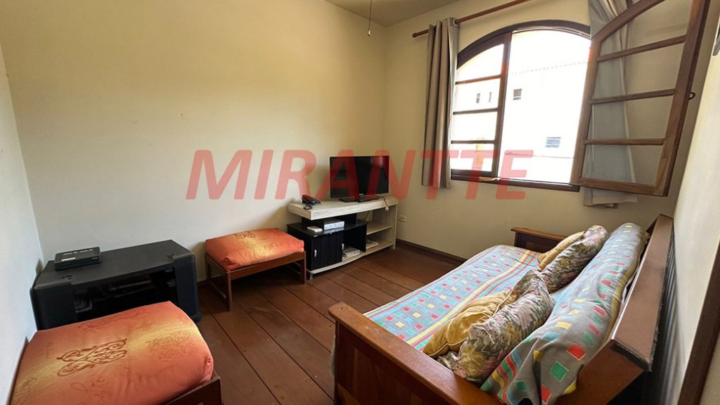 Casa terrea de 375m² com 3 quartos em Jardim Bibi