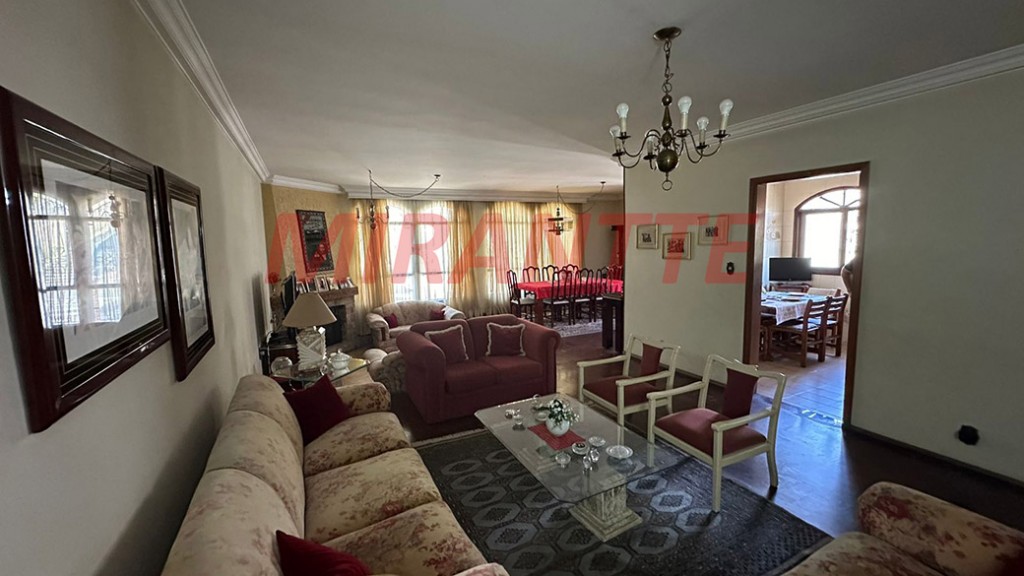 Casa terrea de 375m² com 3 quartos em Jardim Bibi