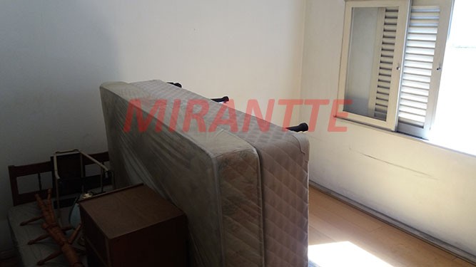Sobrado de 225m² com 3 quartos em Vila Gustavo