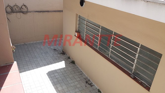 Sobrado de 225m² com 3 quartos em Vila Gustavo