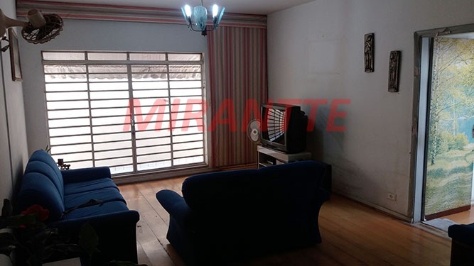 Sobrado de 225m² com 3 quartos em Vila Gustavo