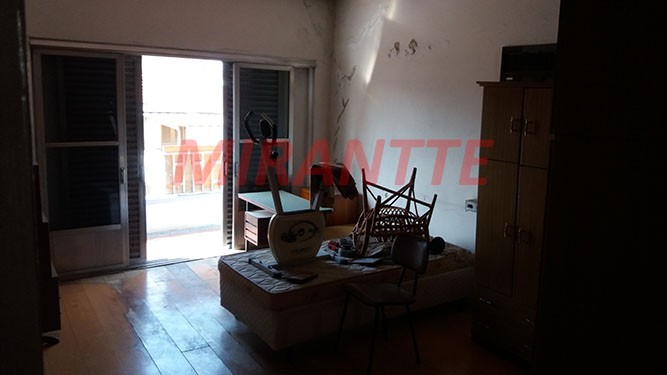 Sobrado de 225m² com 3 quartos em Vila Gustavo