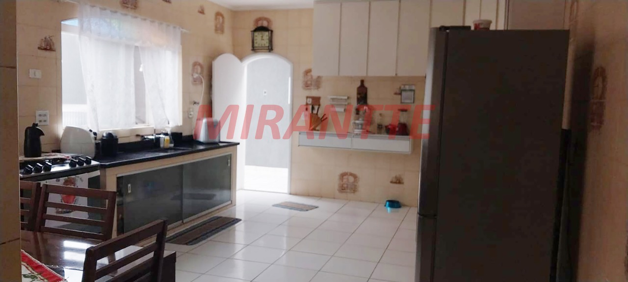 Sobrado de 217m² com 3 quartos em Casa Verde