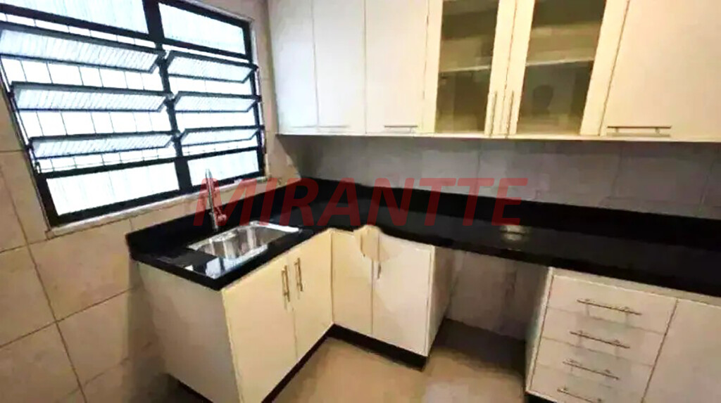 Sobrado de 172m² com 3 quartos em Jardim Leonor Mendes De Barros