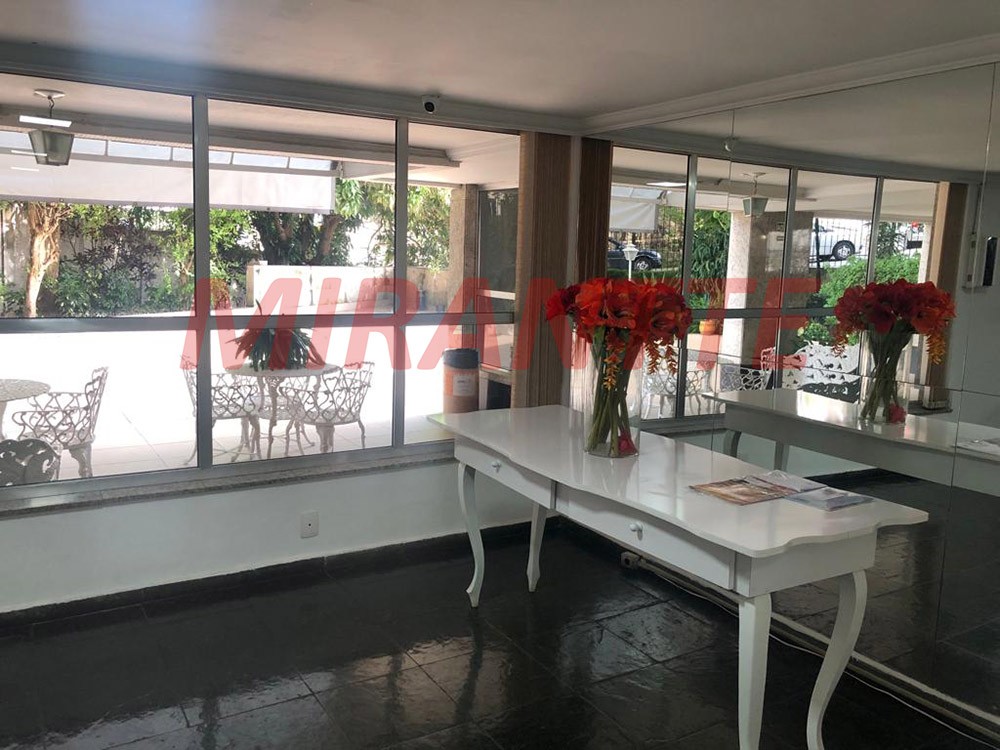 Apartamento de 60m² com 2 quartos em Santana