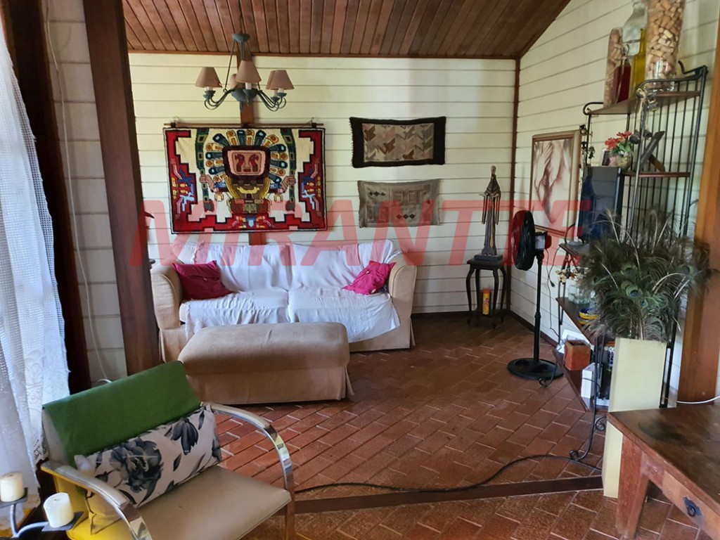 Casa terrea de 500m² com 3 quartos em Serra da Cantareira