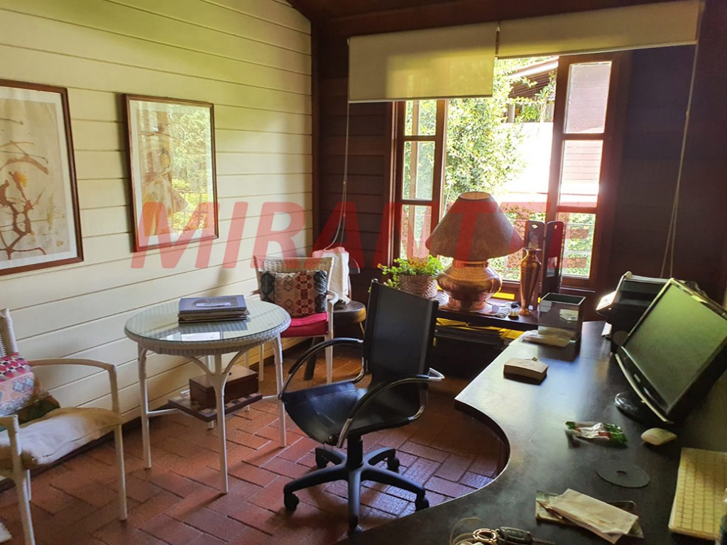 Casa terrea de 500m² com 3 quartos em Serra da Cantareira
