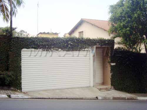 Casa terrea de 300m² com 3 quartos em Jardim Tremembé
