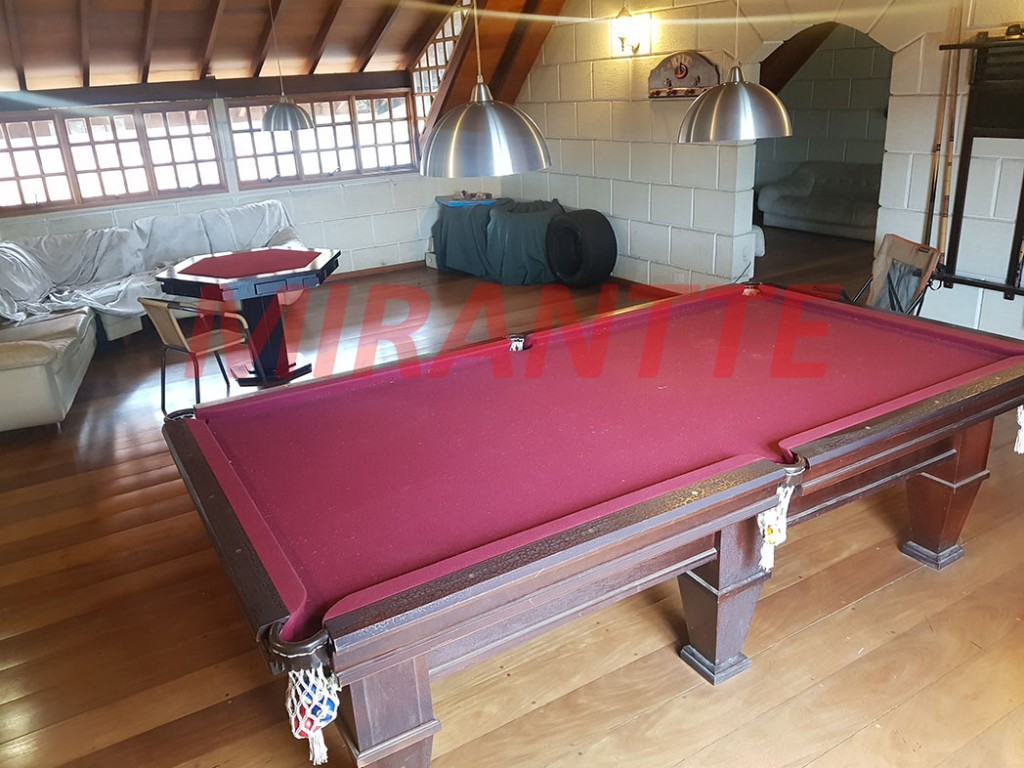 Sobrado de 700m² com 7 quartos em Tremembe