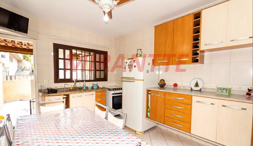 Sobrado de 130m² com 3 quartos em Vila Leonor