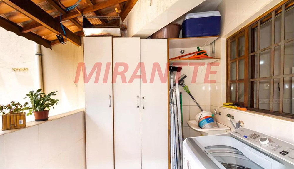 Sobrado de 130m² com 3 quartos em Vila Leonor