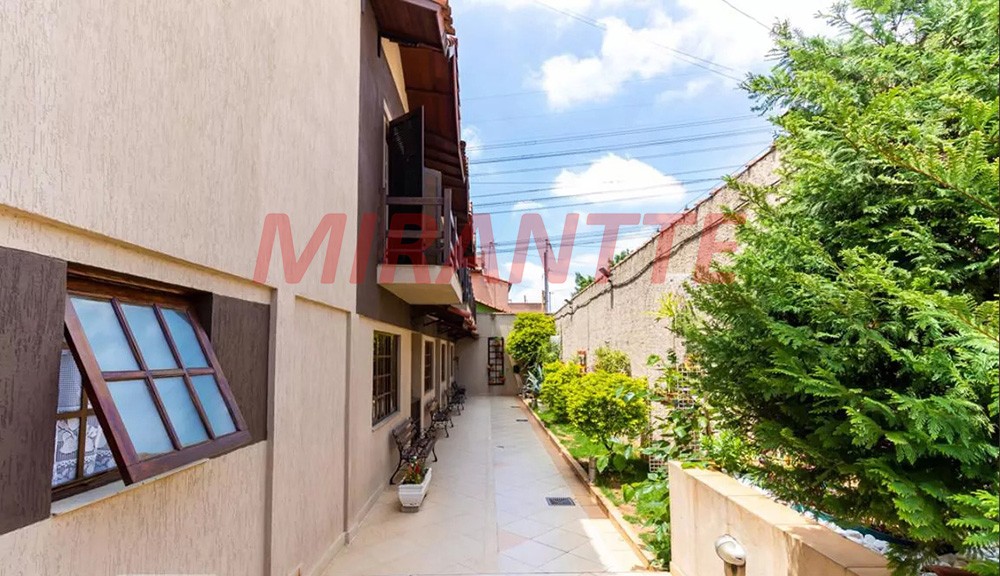 Sobrado de 130m² com 3 quartos em Vila Leonor