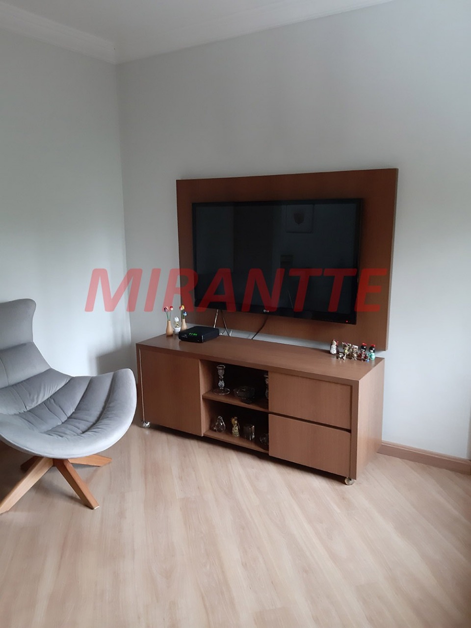 Apartamento de 106m² com 3 quartos em Água Fria