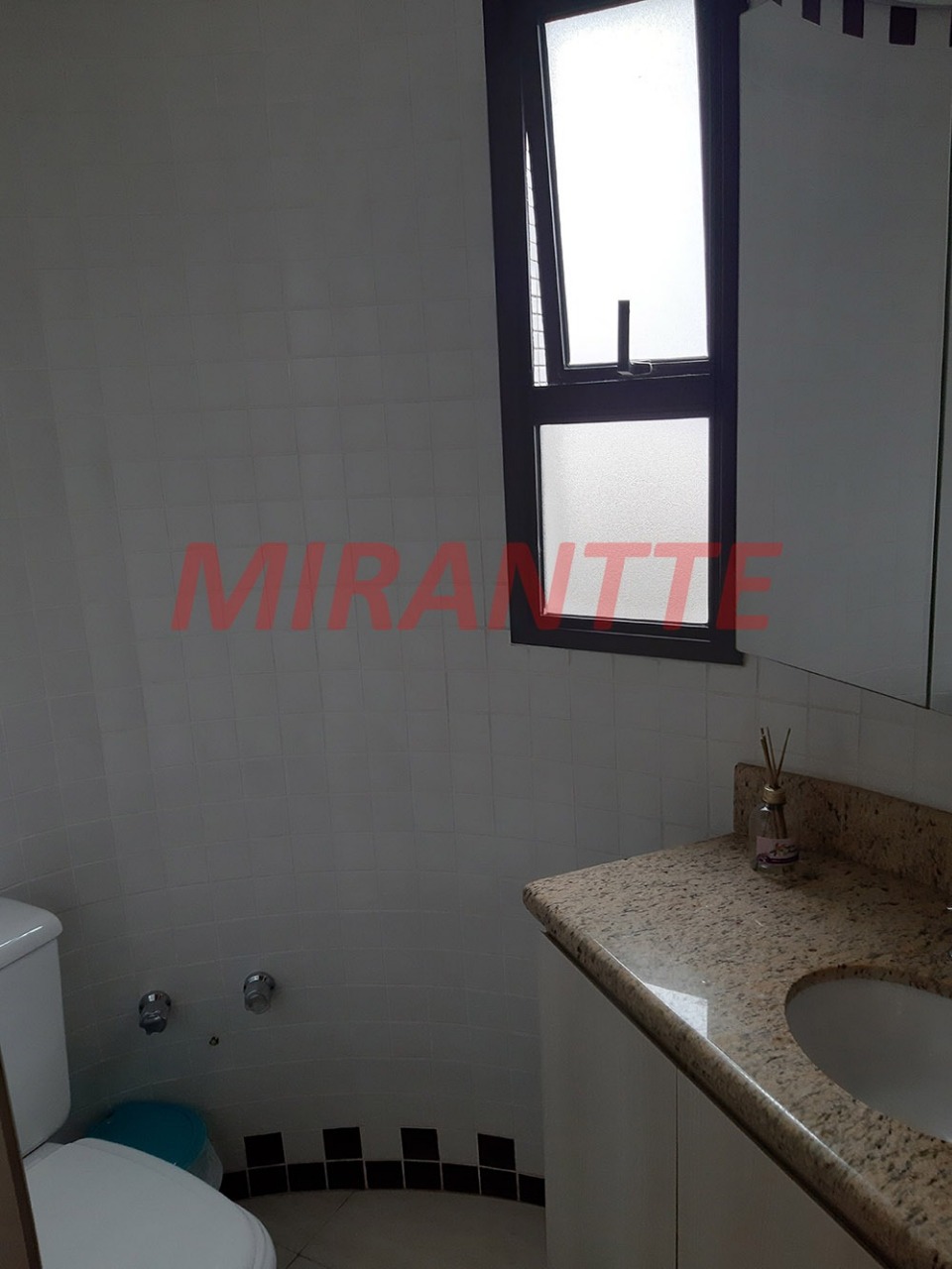 Apartamento de 106m² com 3 quartos em Água Fria