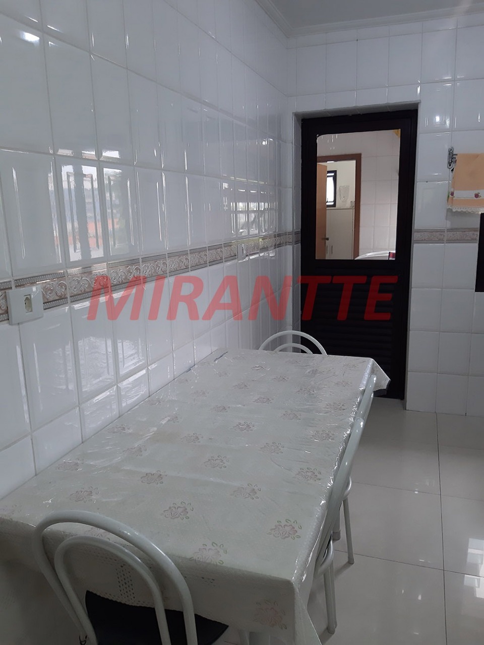 Apartamento de 106m² com 3 quartos em Água Fria