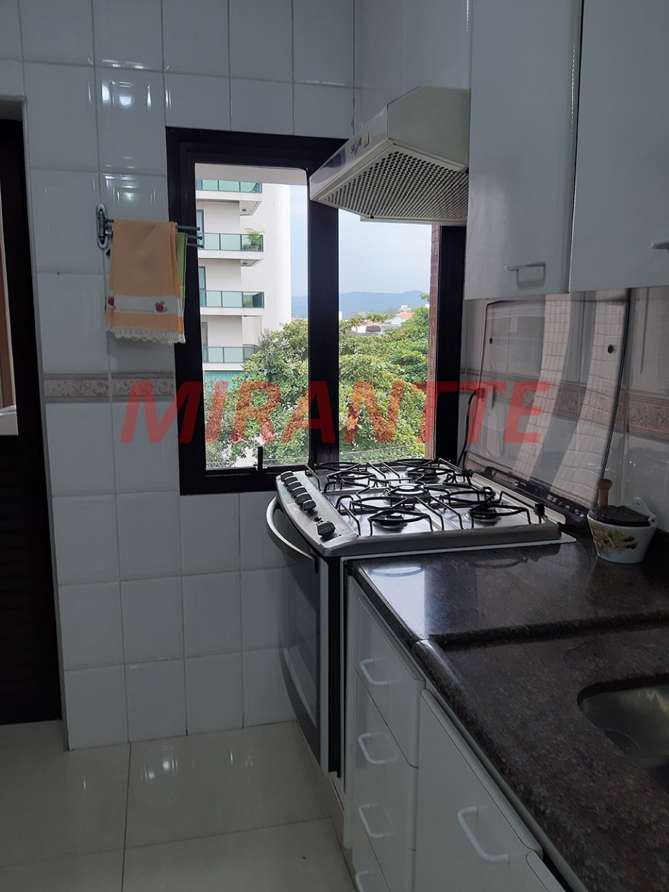 Apartamento de 106m² com 3 quartos em Água Fria