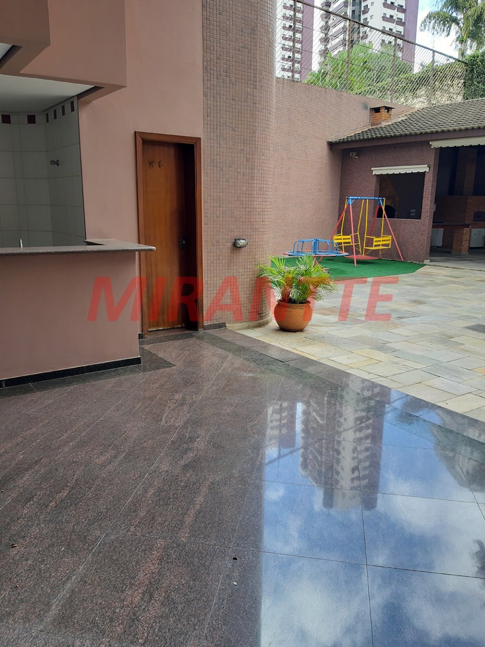 Apartamento de 106m² com 3 quartos em Água Fria