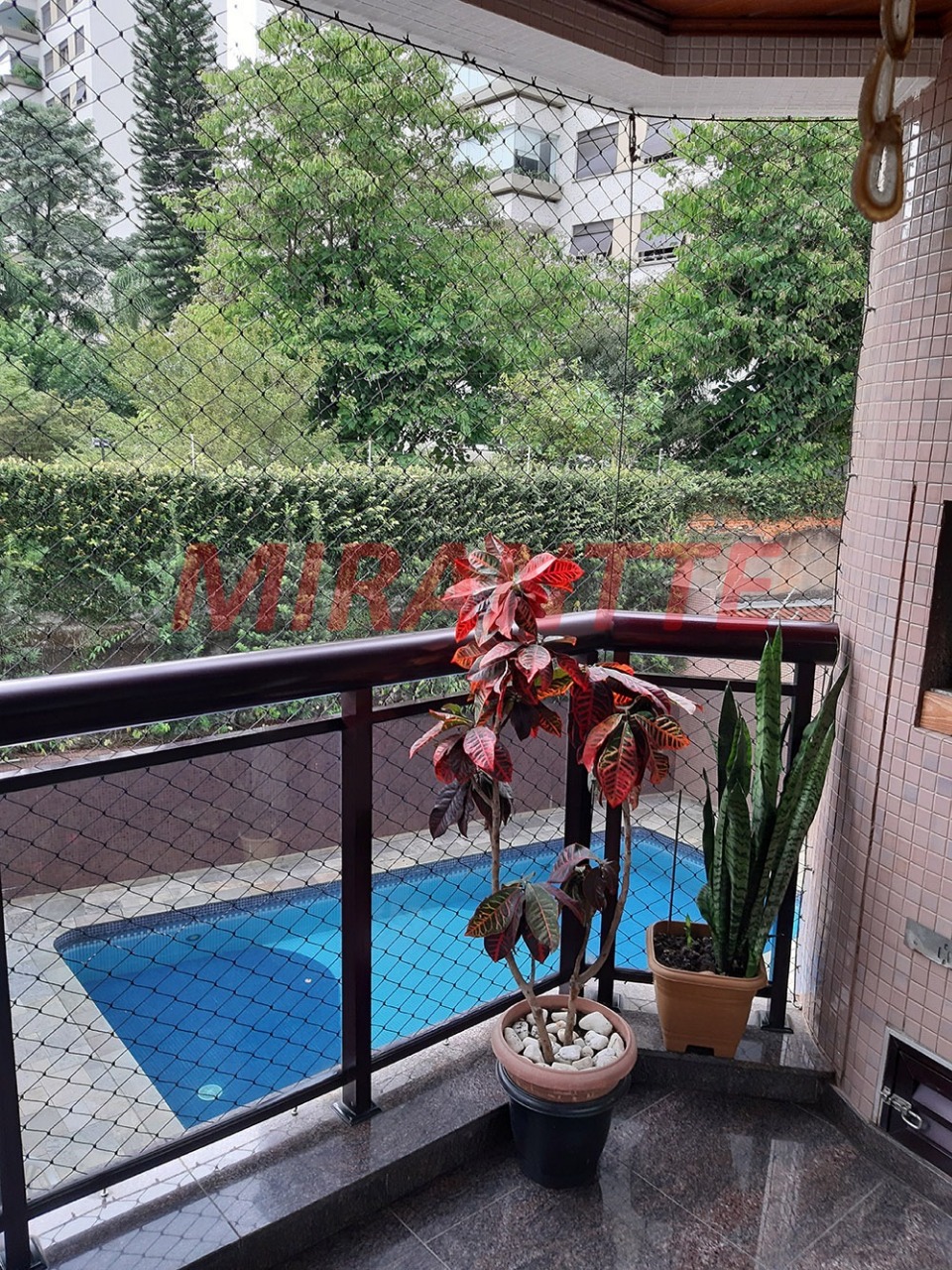 Apartamento de 106m² com 3 quartos em Água Fria
