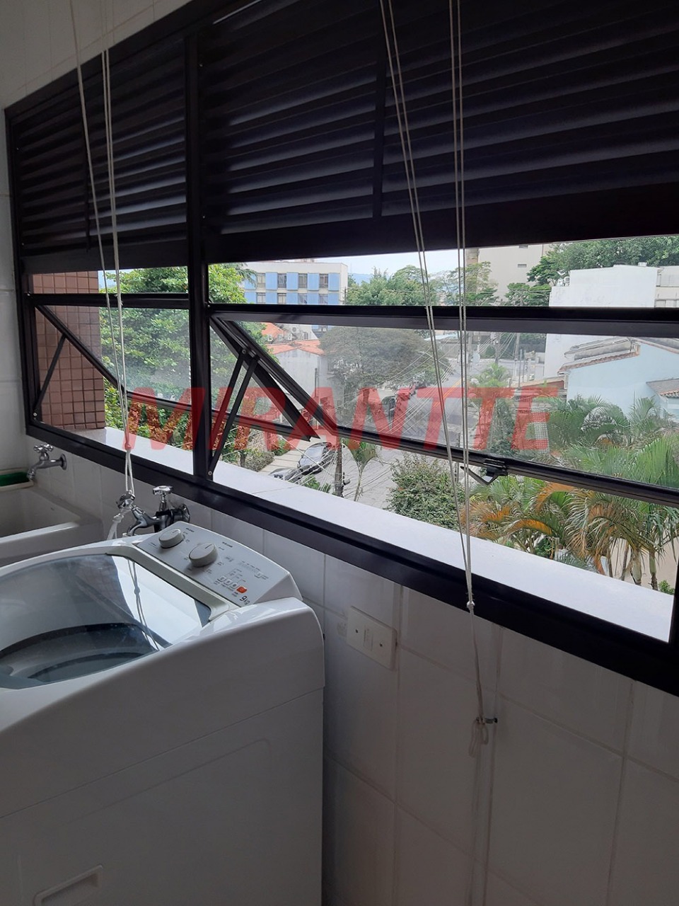 Apartamento de 106m² com 3 quartos em Água Fria