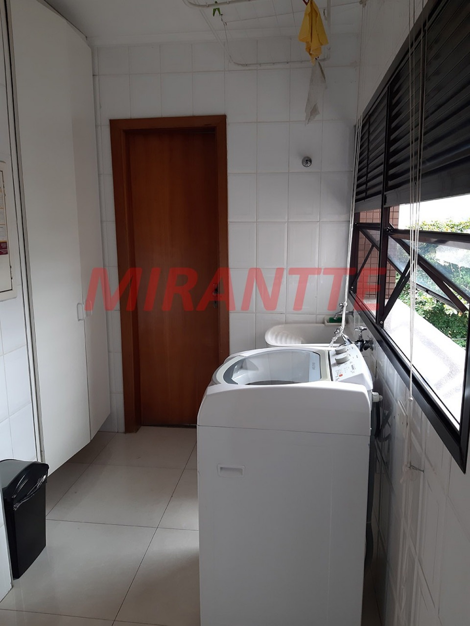 Apartamento de 106m² com 3 quartos em Água Fria