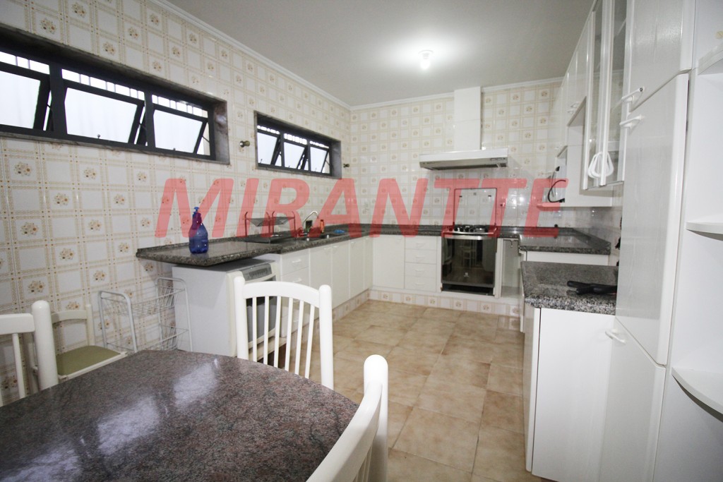 Sobrado de 364m² com 4 quartos em Jardim França