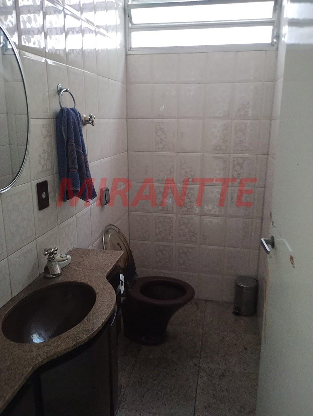Sobrado de 440m² com 5 quartos em Jardim Floresta