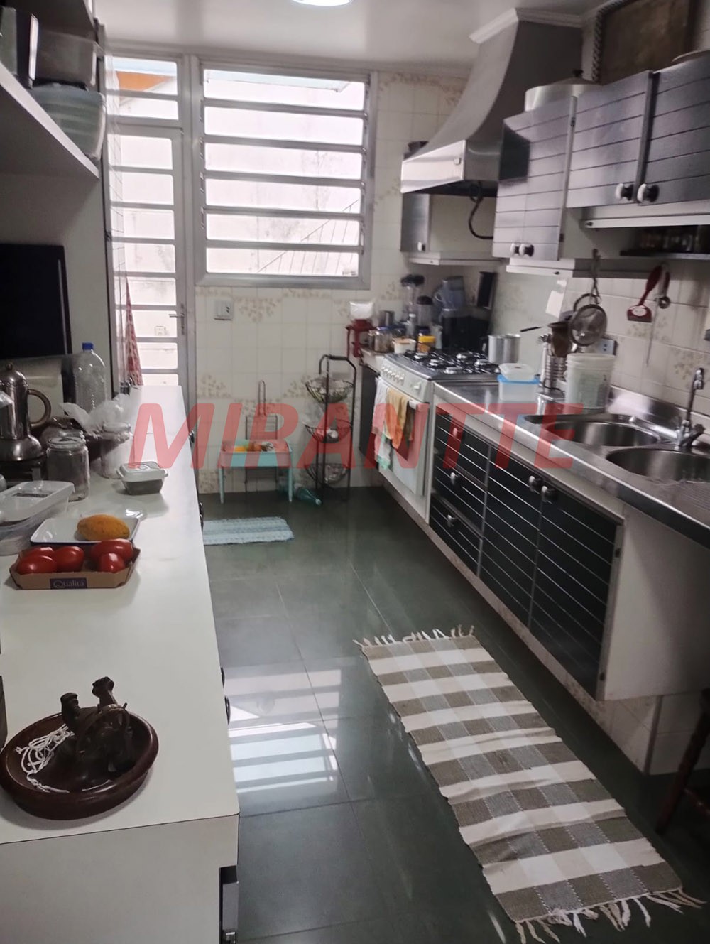 Sobrado de 440m² com 5 quartos em Jardim Floresta