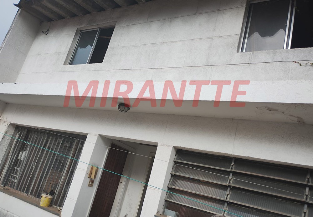 Sobrado de 440m² com 5 quartos em Jardim Floresta
