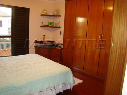 Sobrado com 3 quartos em Vila Nova Parada