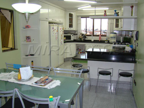 Sobrado com 3 quartos em Vila Nova Parada