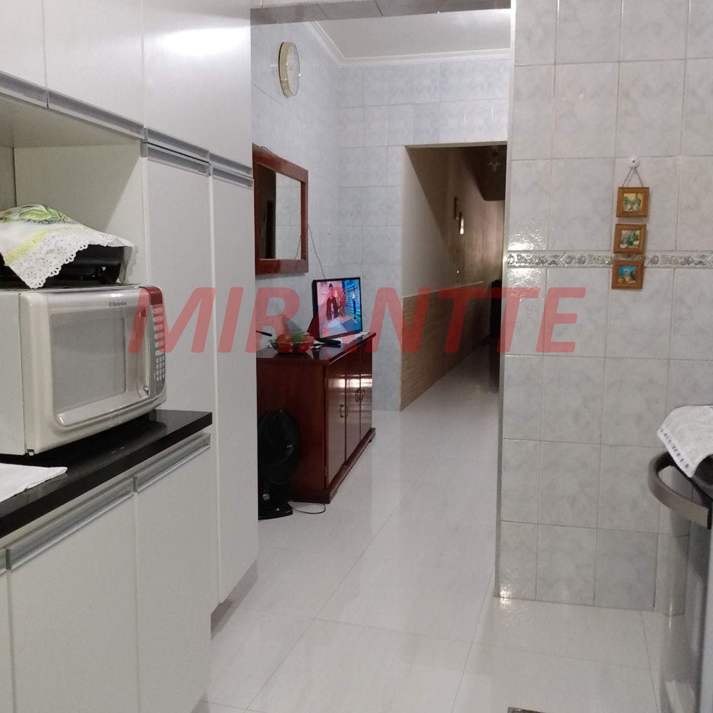 Sobrado de 210m² com 3 quartos em Tremembe
