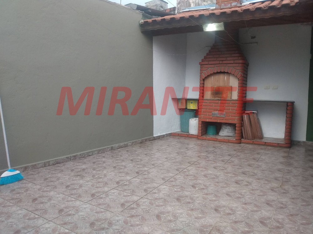Sobrado de 210m² com 3 quartos em Tremembe