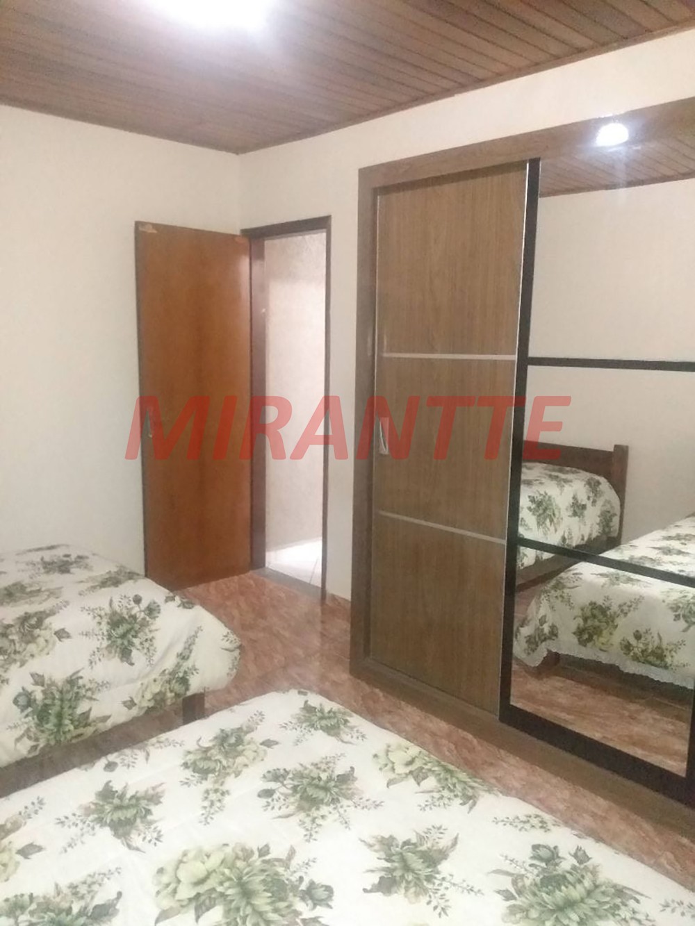 Sobrado de 210m² com 3 quartos em Tremembe