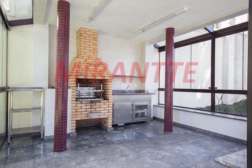 Apartamento com 4 quartos em Água Fria