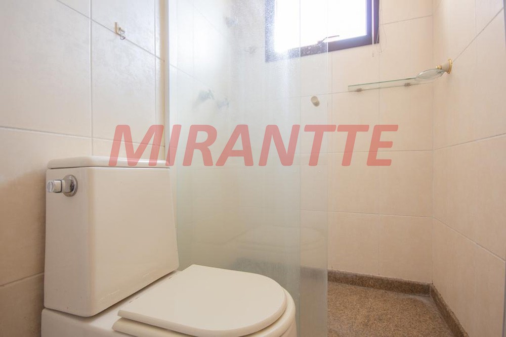 Apartamento com 4 quartos em Água Fria