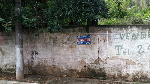 Terreno de 338m² em Barro Branco