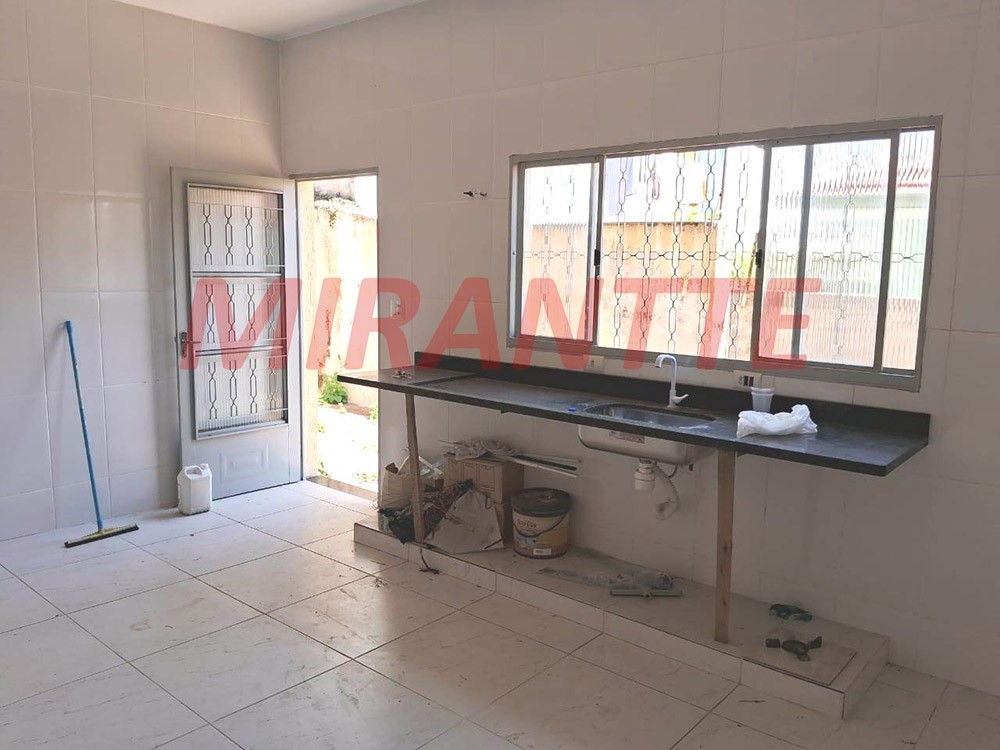 Casa terrea de 180m² com 3 quartos em Limão