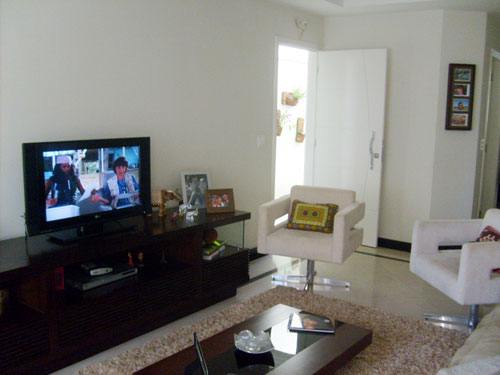 Sobrado de 340m² com 3 quartos em Vila Mazzei
