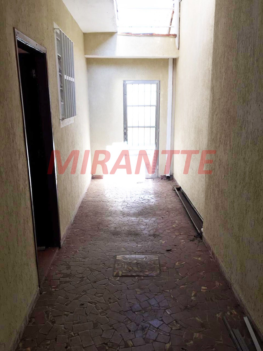 Sobrado de 140m² com 2 quartos em Vila Santa Maria