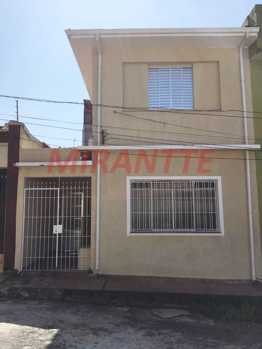 Sobrado de 140m² com 2 quartos em Vila Santa Maria