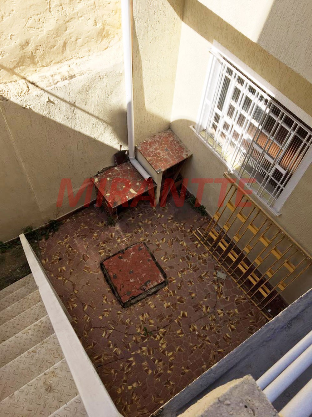 Sobrado de 140m² com 2 quartos em Vila Santa Maria
