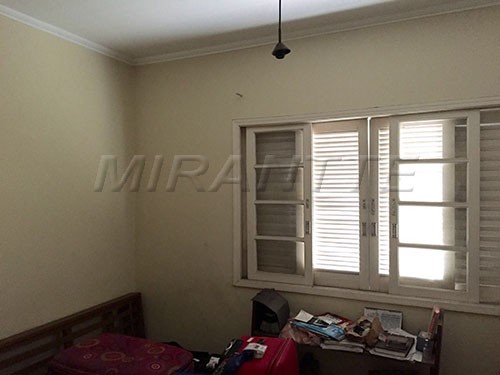 Sobrado de 215m² com 3 quartos em Tremembe