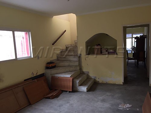 Sobrado de 215m² com 3 quartos em Tremembe