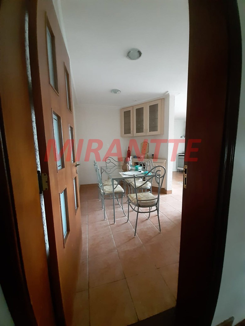 Sobrado de 560m² com 5 quartos em Jardim Ibiratiba