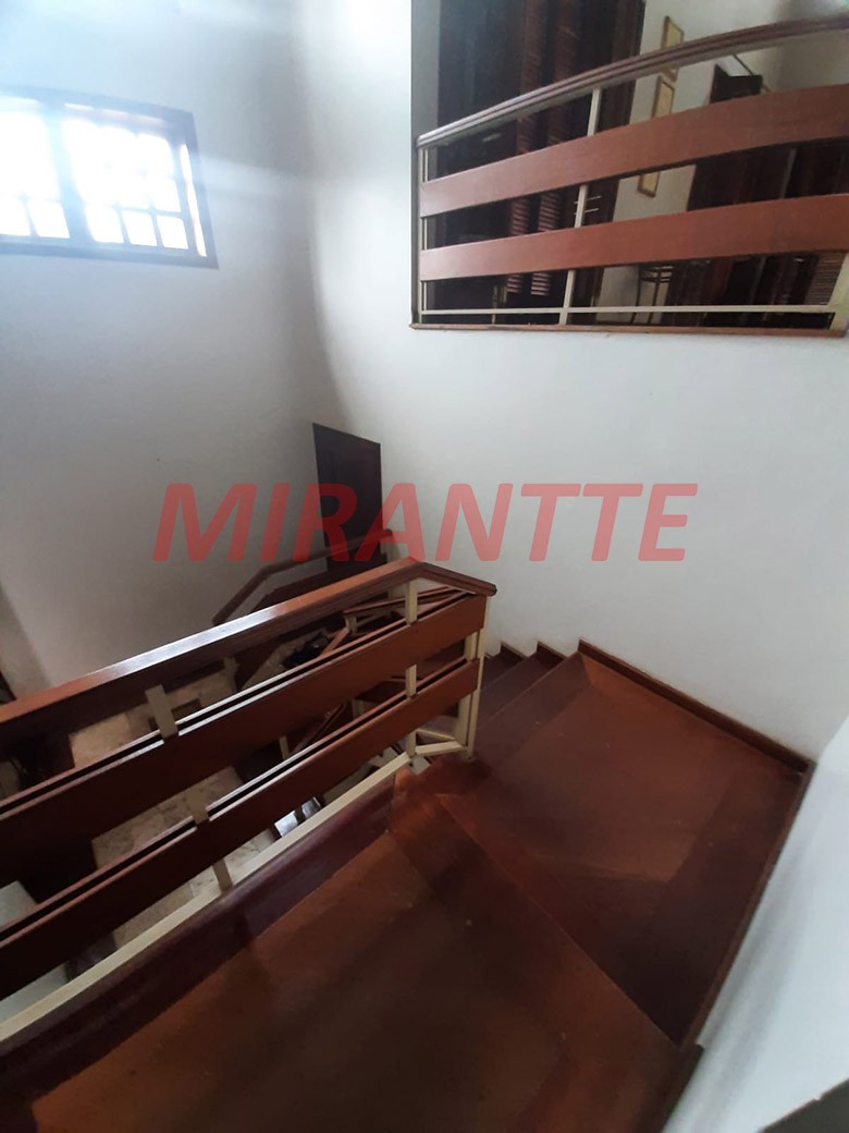 Sobrado de 560m² com 5 quartos em Jardim Ibiratiba