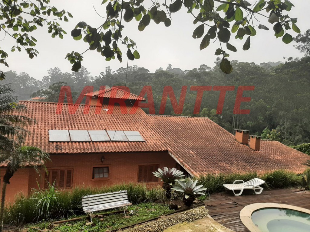 Sobrado de 560m² com 5 quartos em Jardim Ibiratiba