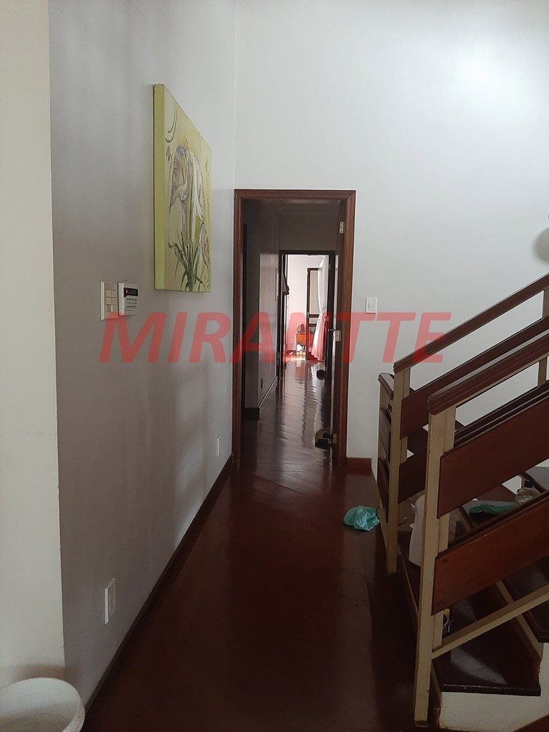 Sobrado de 560m² com 5 quartos em Jardim Ibiratiba